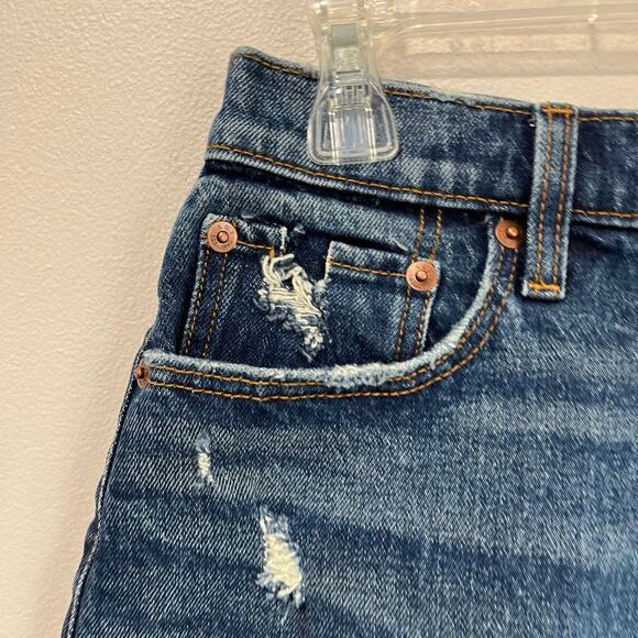 Abercrombie Mom Short Mid Rise Curve Love Size 24 Distressed Denim Shorts - Picture 6 of 8
